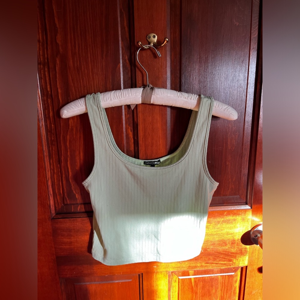 women’s top